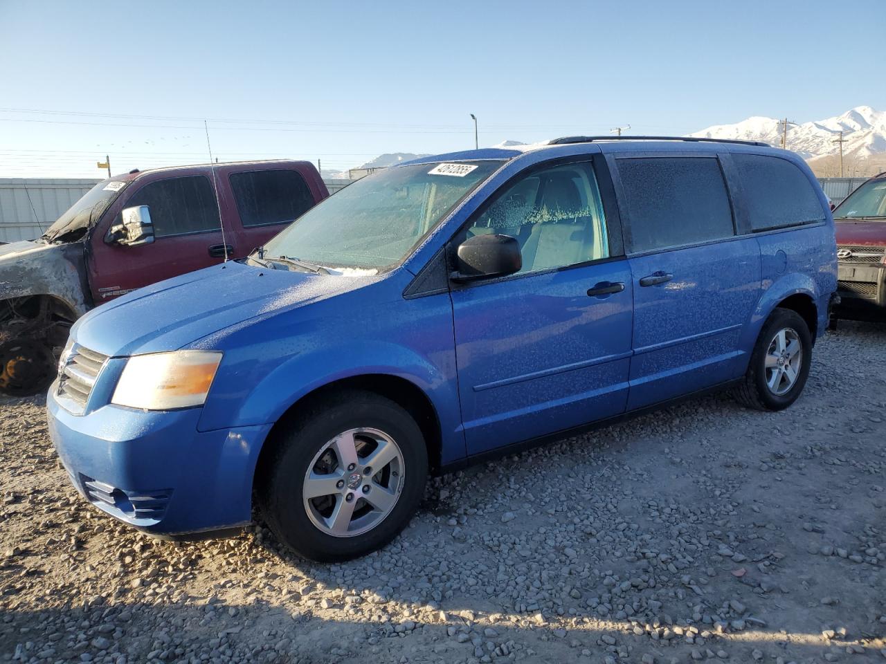 2008 Dodge Caravan - Image 1