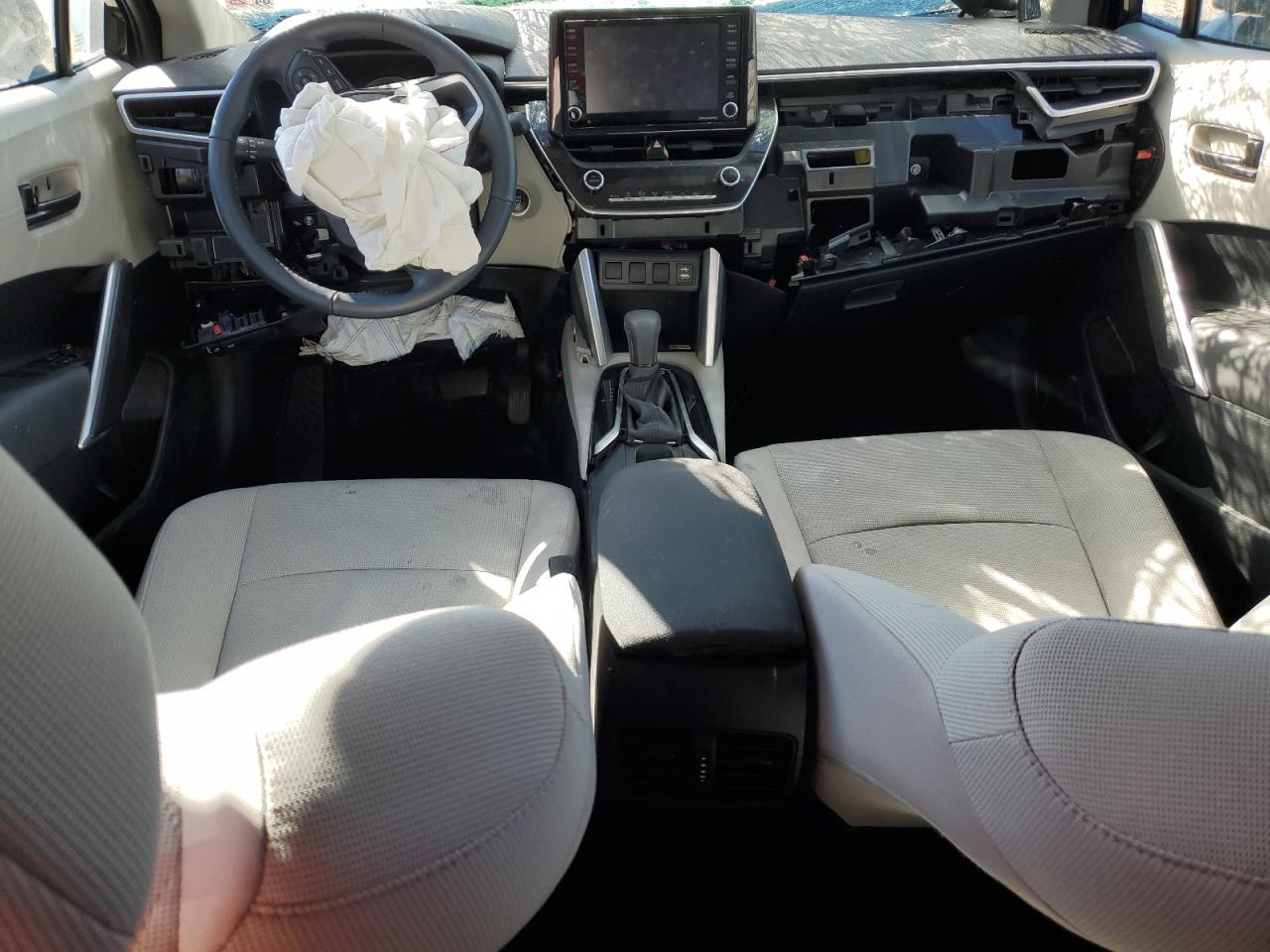 2022 Toyota Corolla Cross - Image 8