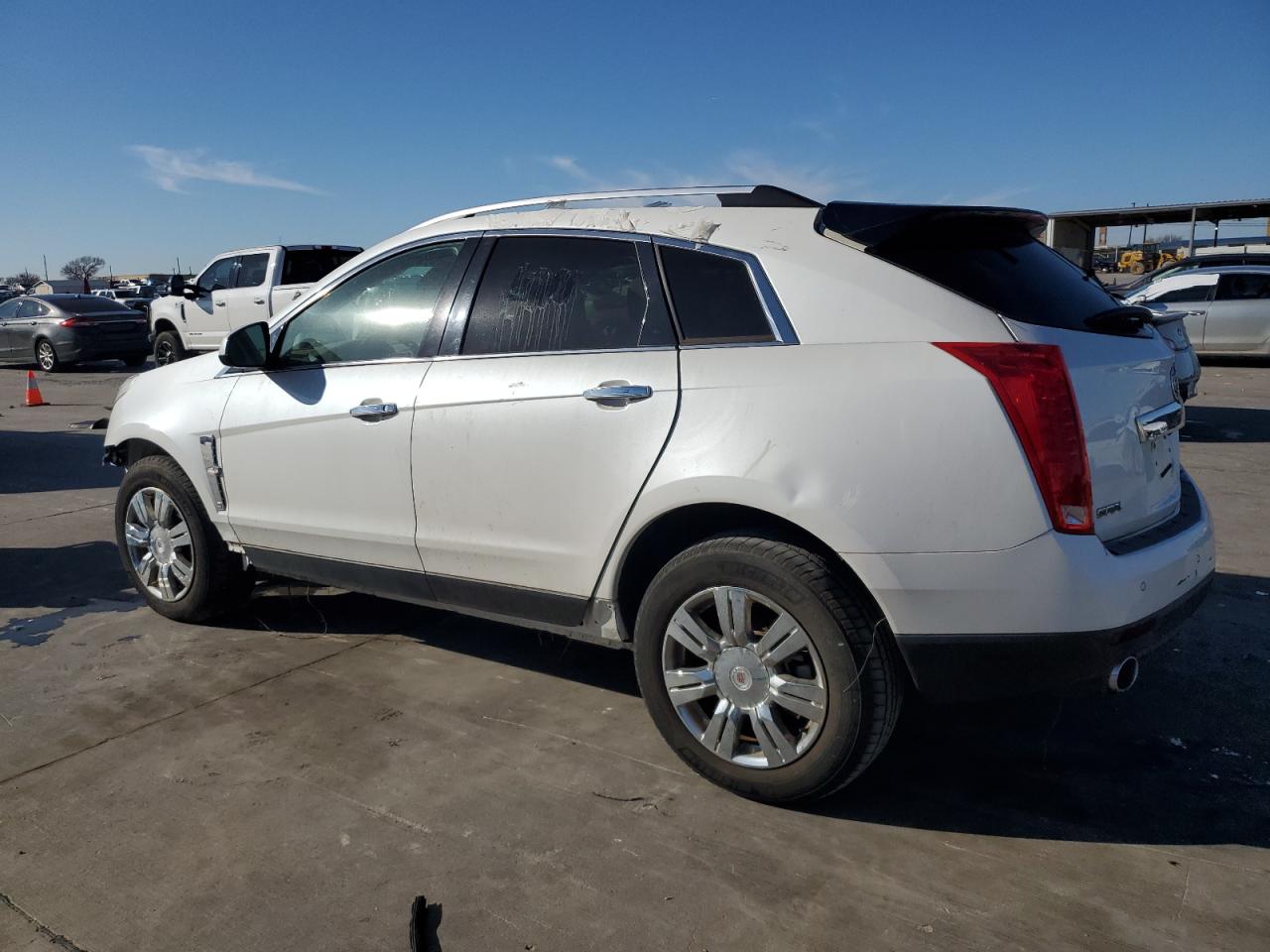 VIN 3GYFNBE38FS580927 2015 CADILLAC SRX no.2