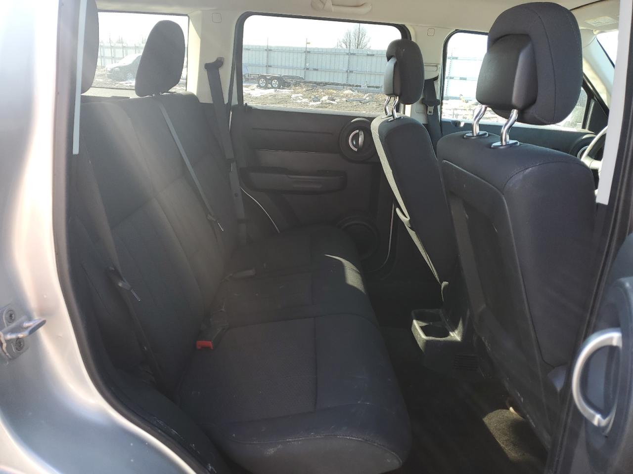 2011 Dodge Nitro - Image 11