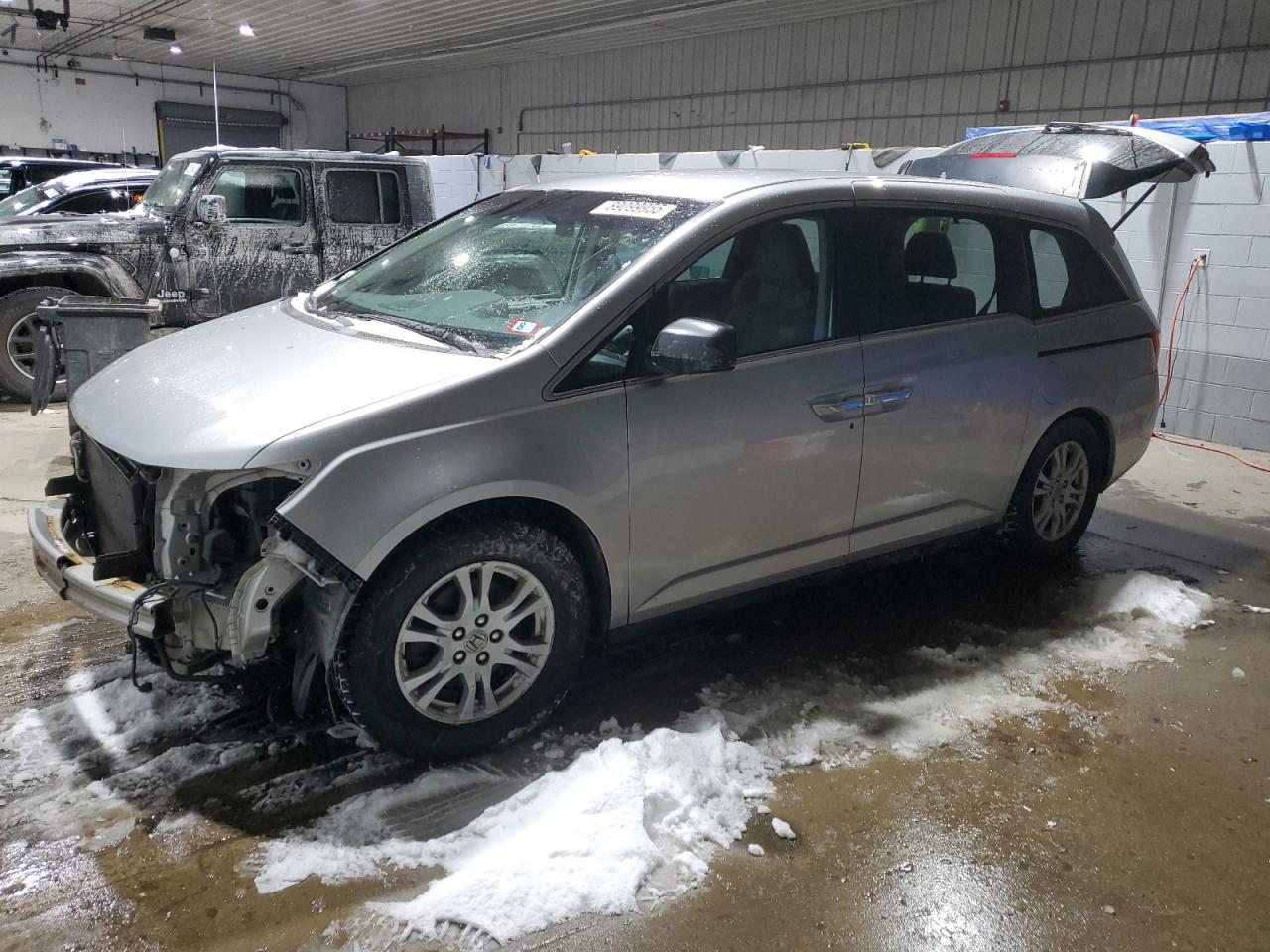 2011 Honda Odyssey - Image 1