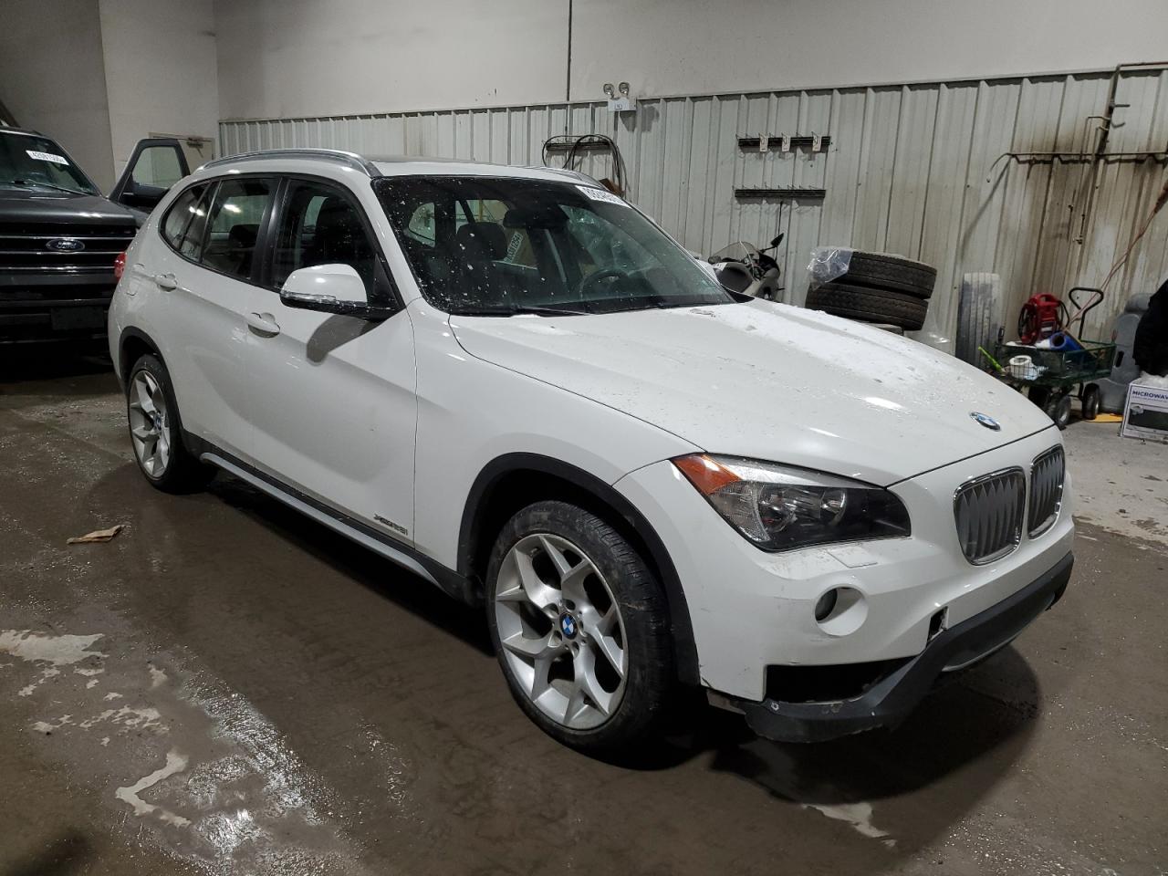 2013 BMW X1 - Image 4