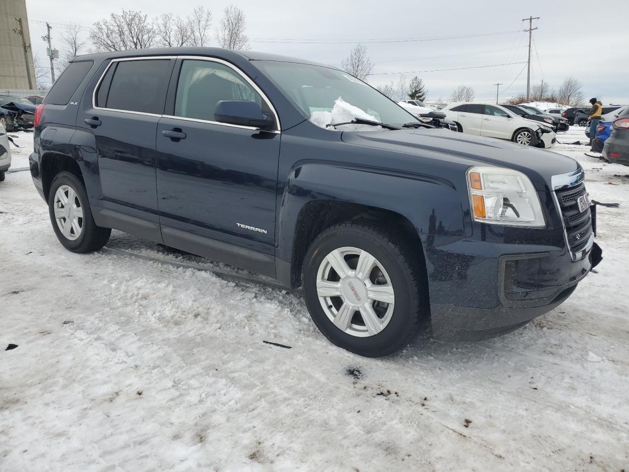 2016 GMC Terrain - Image 4