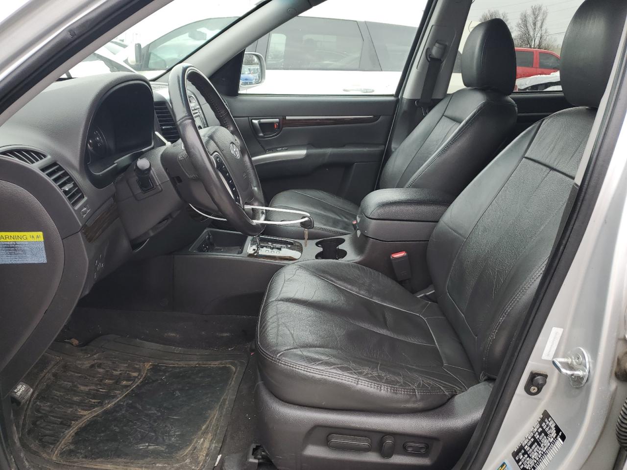 2011 Hyundai Santa Fe - Image 7