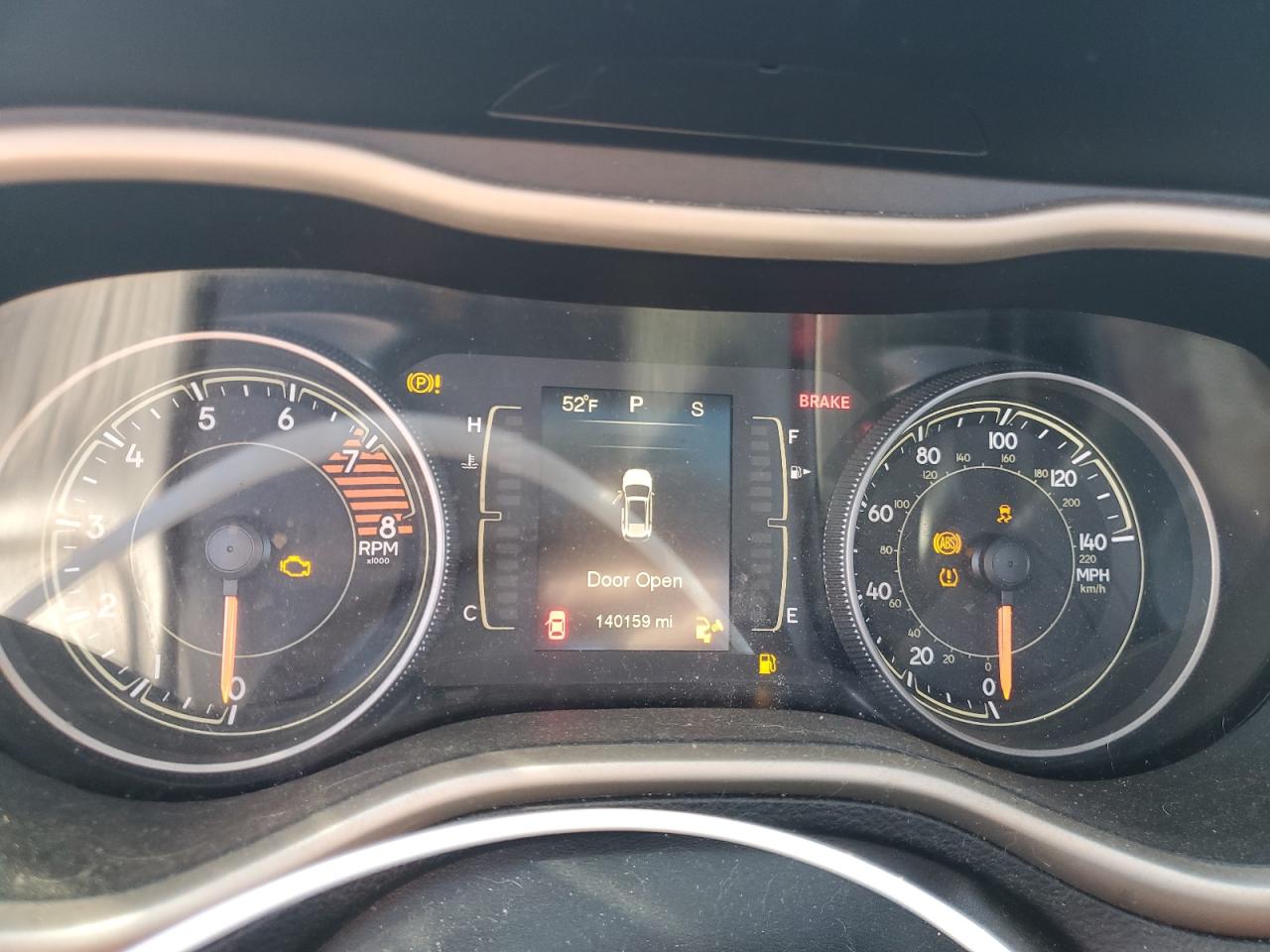 2016 Jeep Grand Cherokee - Image 9