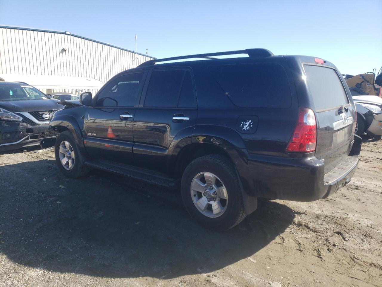 2007 Toyota 4Runner - Image 2