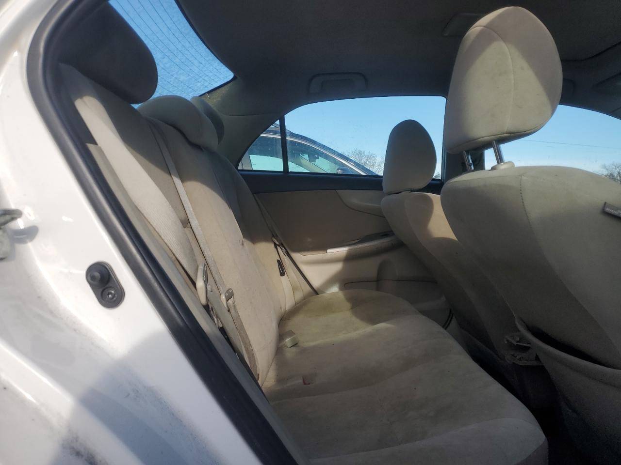 2011 Toyota Corolla - Image 10