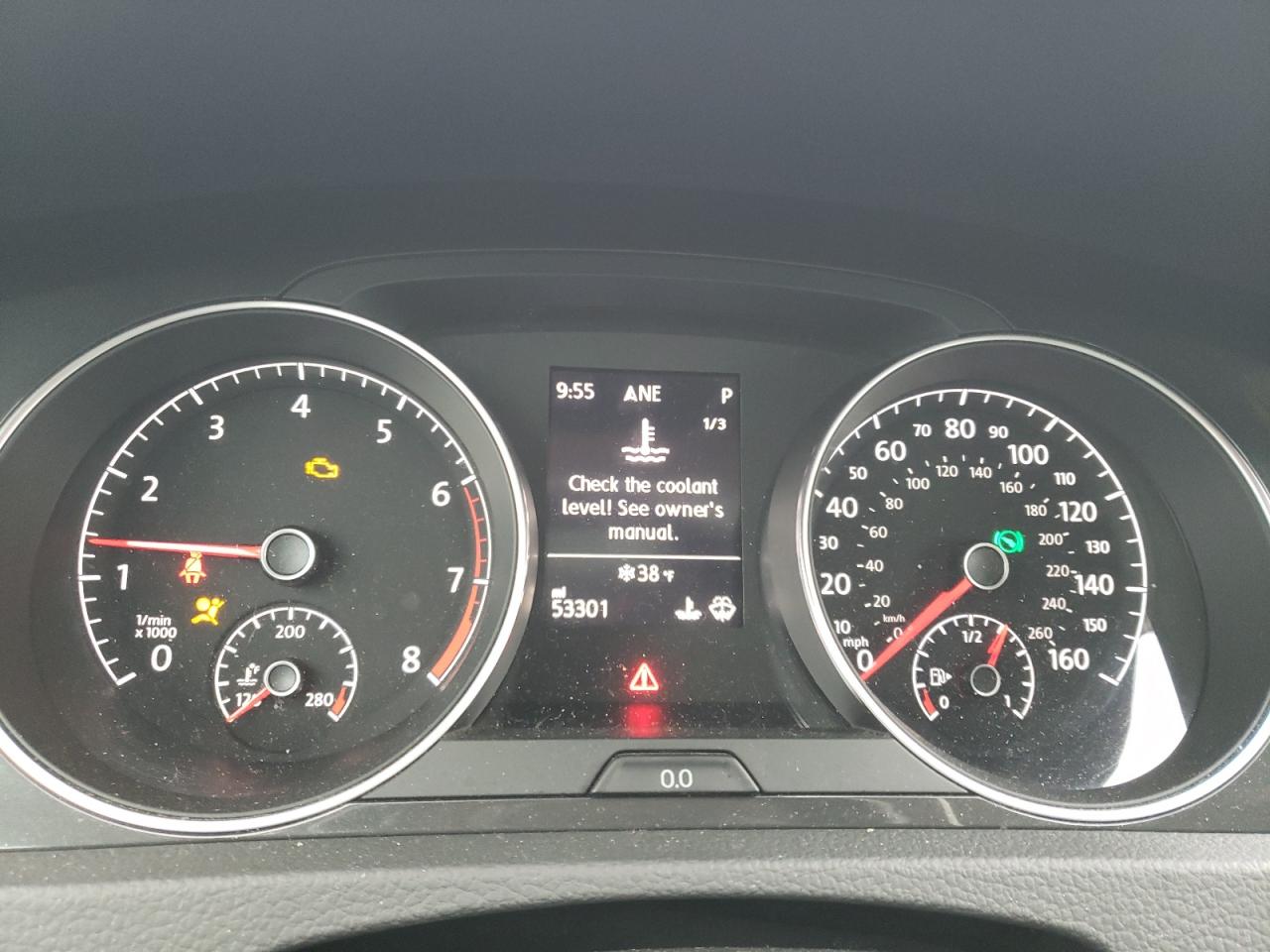 2019 Volkswagen Golf - Image 9