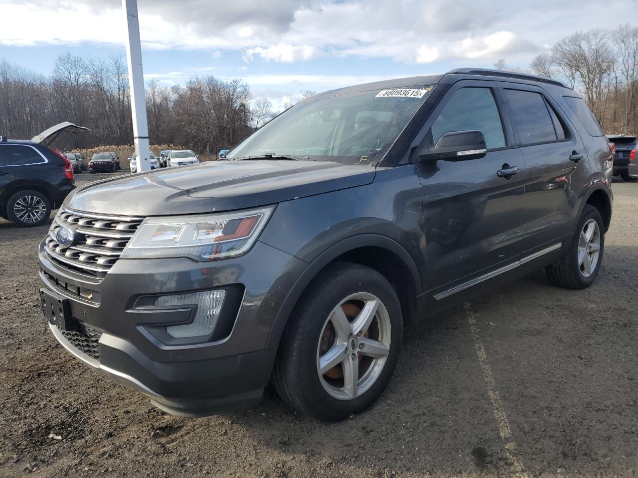 VIN 1FM5K8D81GGC96688 2016 FORD EXPLORER no.1