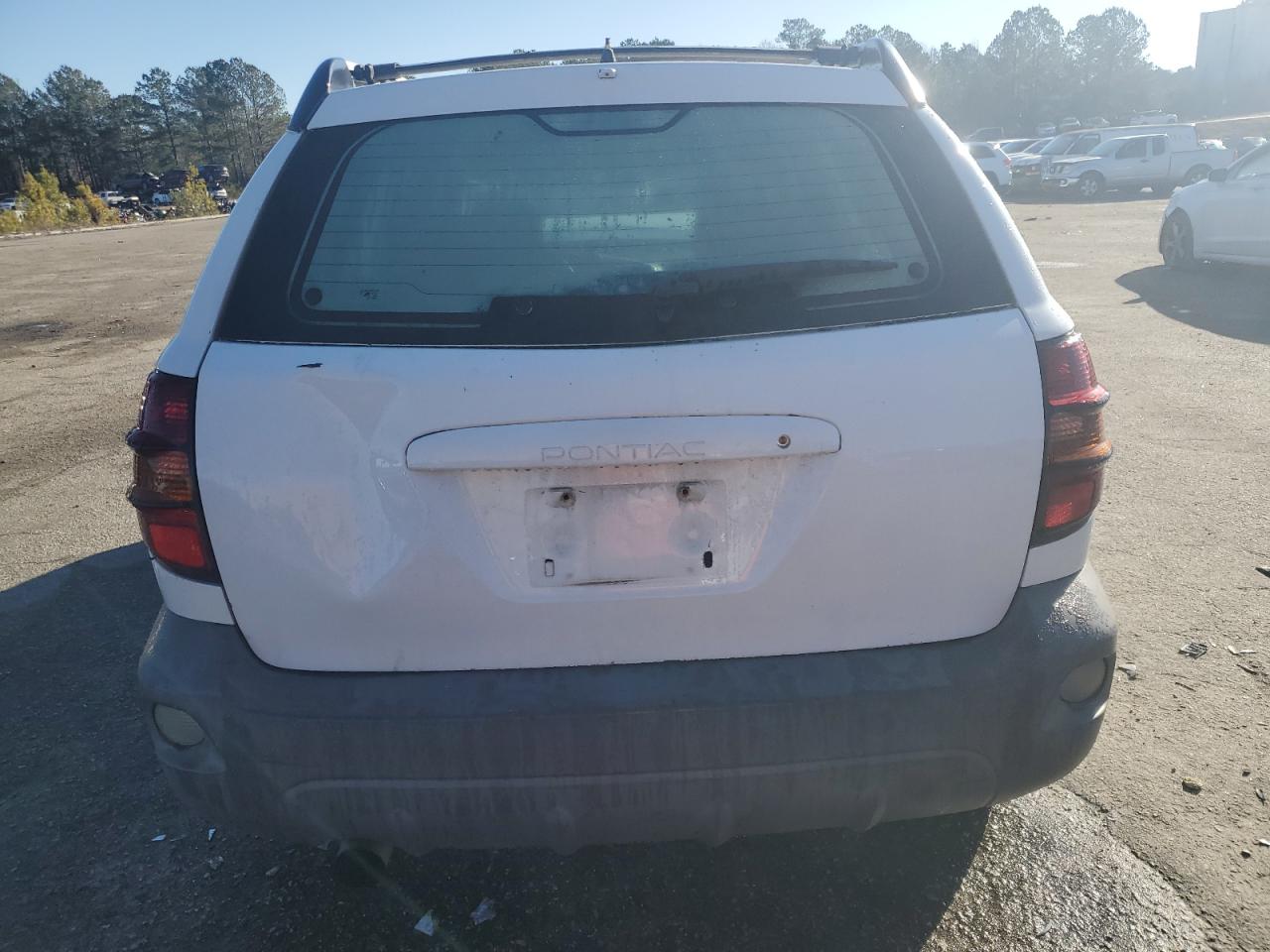 2004 Pontiac Vibe - Image 6