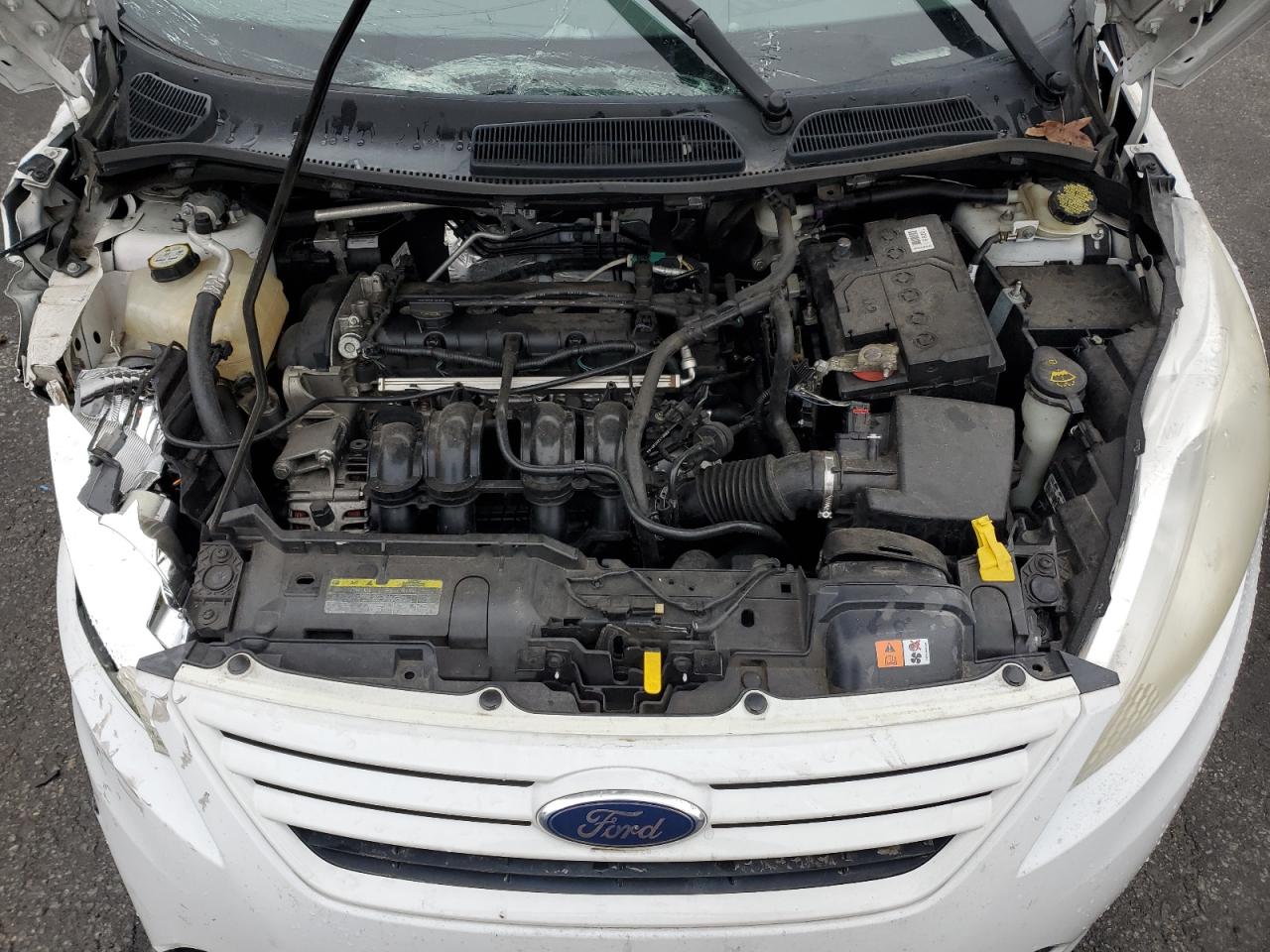 2012 Ford Fiesta - Image 11