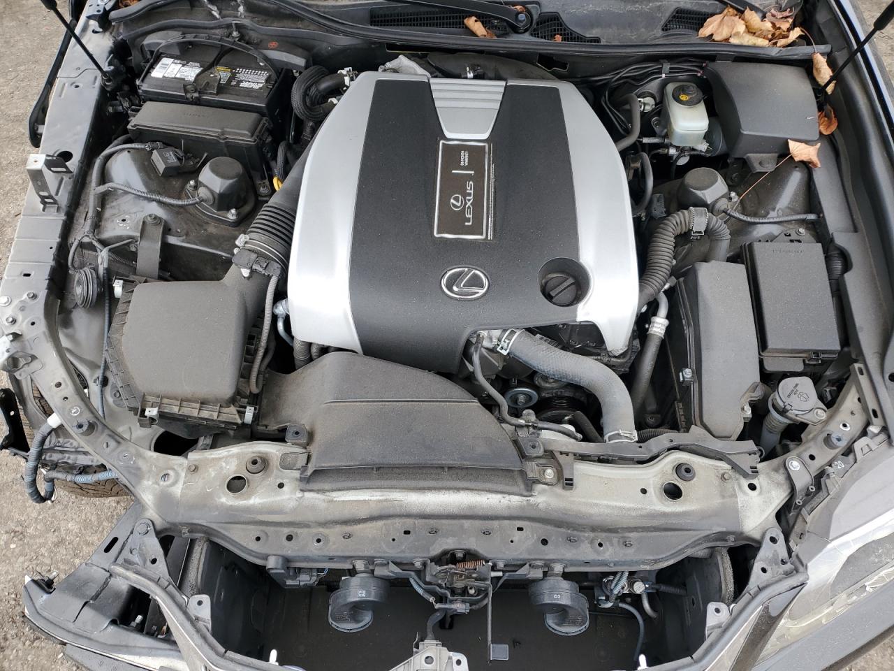 2015 Lexus GS - Image 11