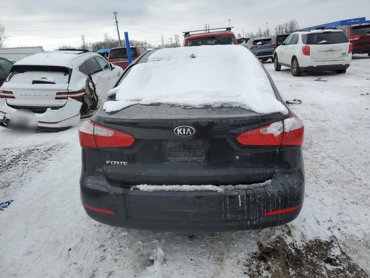 VIN KNAFK4A64F5272168 2015 KIA FORTE no.6