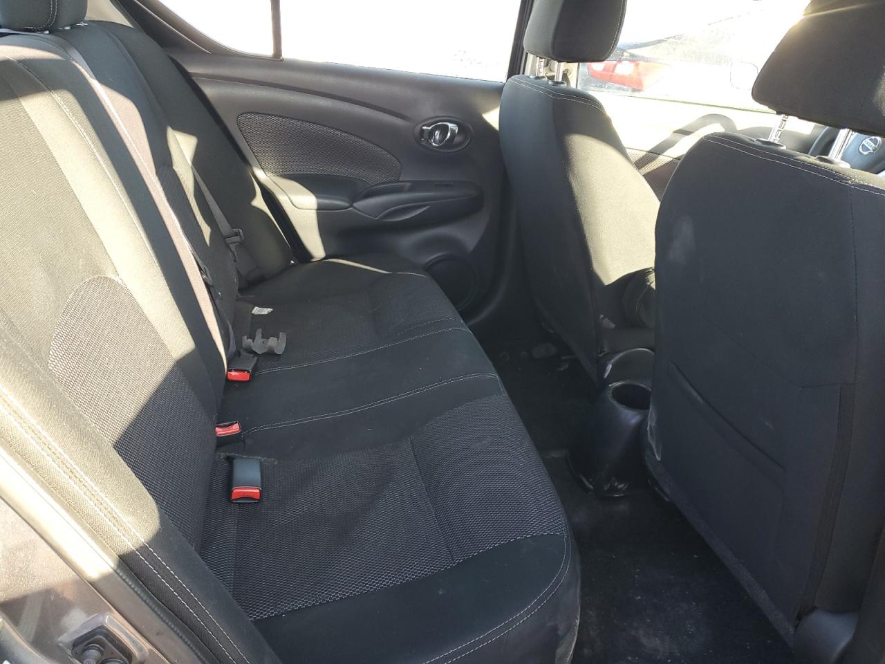 2018 Nissan Versa - Image 11
