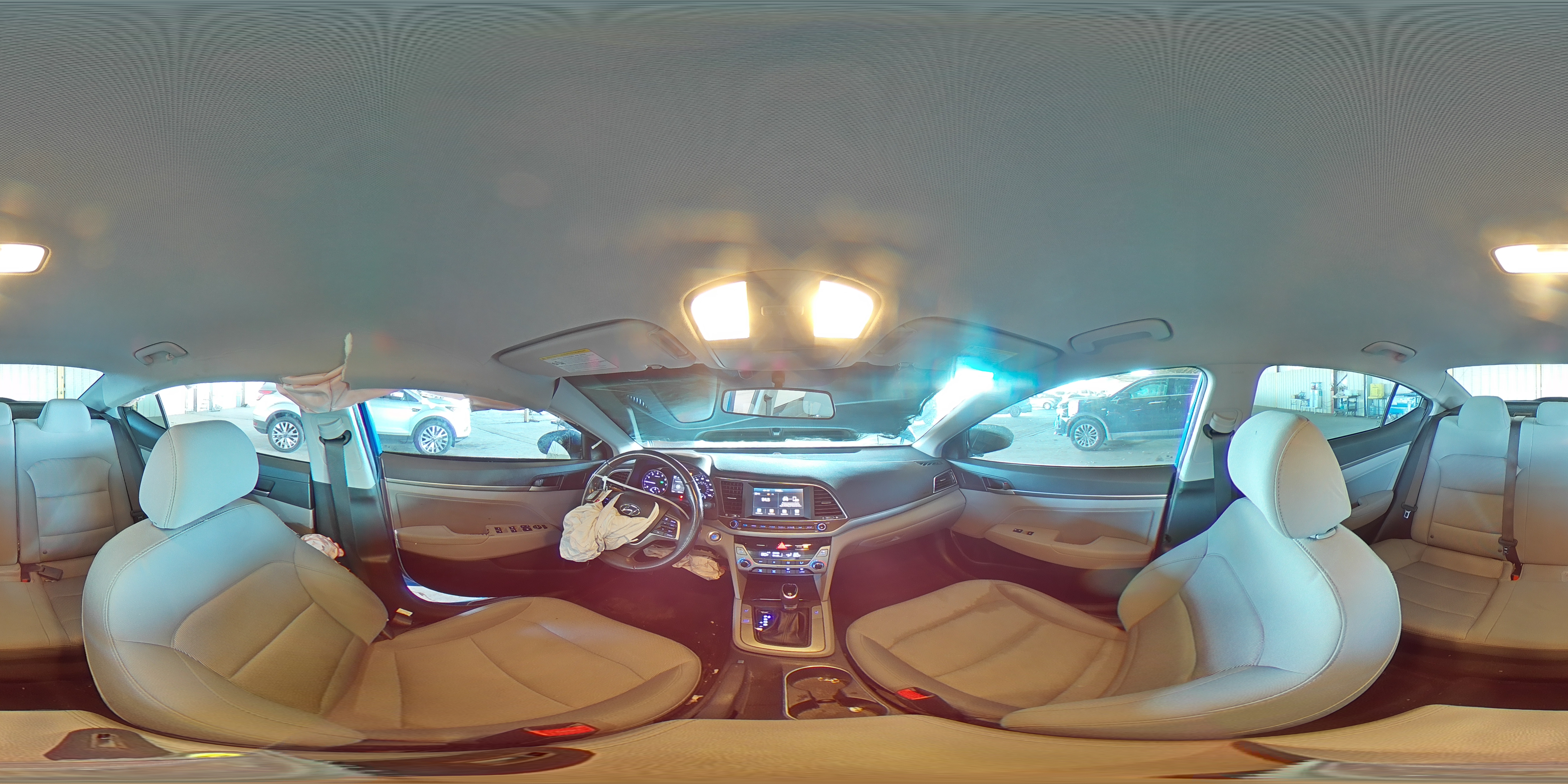 2017 Hyundai Elantra - Image 12