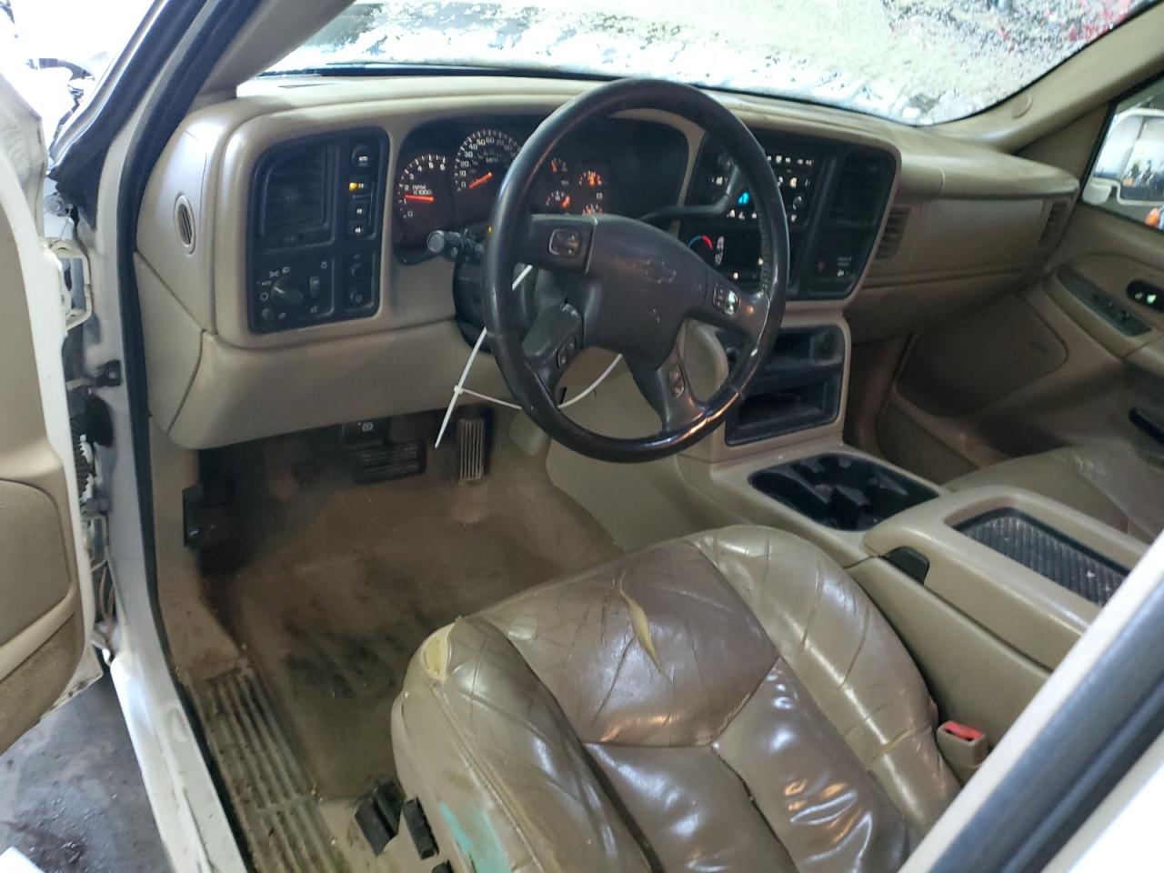 2003 Chevrolet Silverado - Image 8