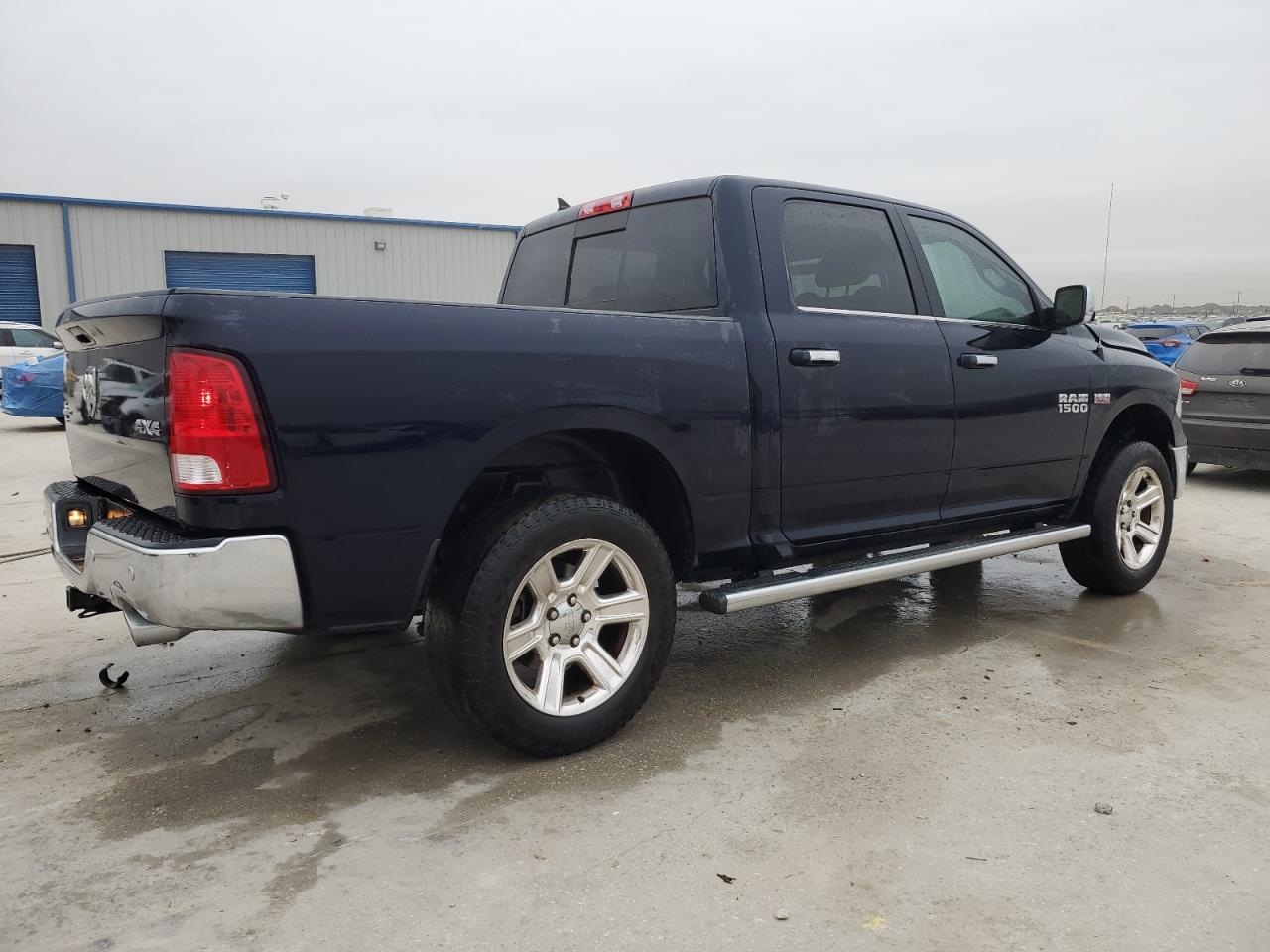 2018 RAM 1500 - Image 3