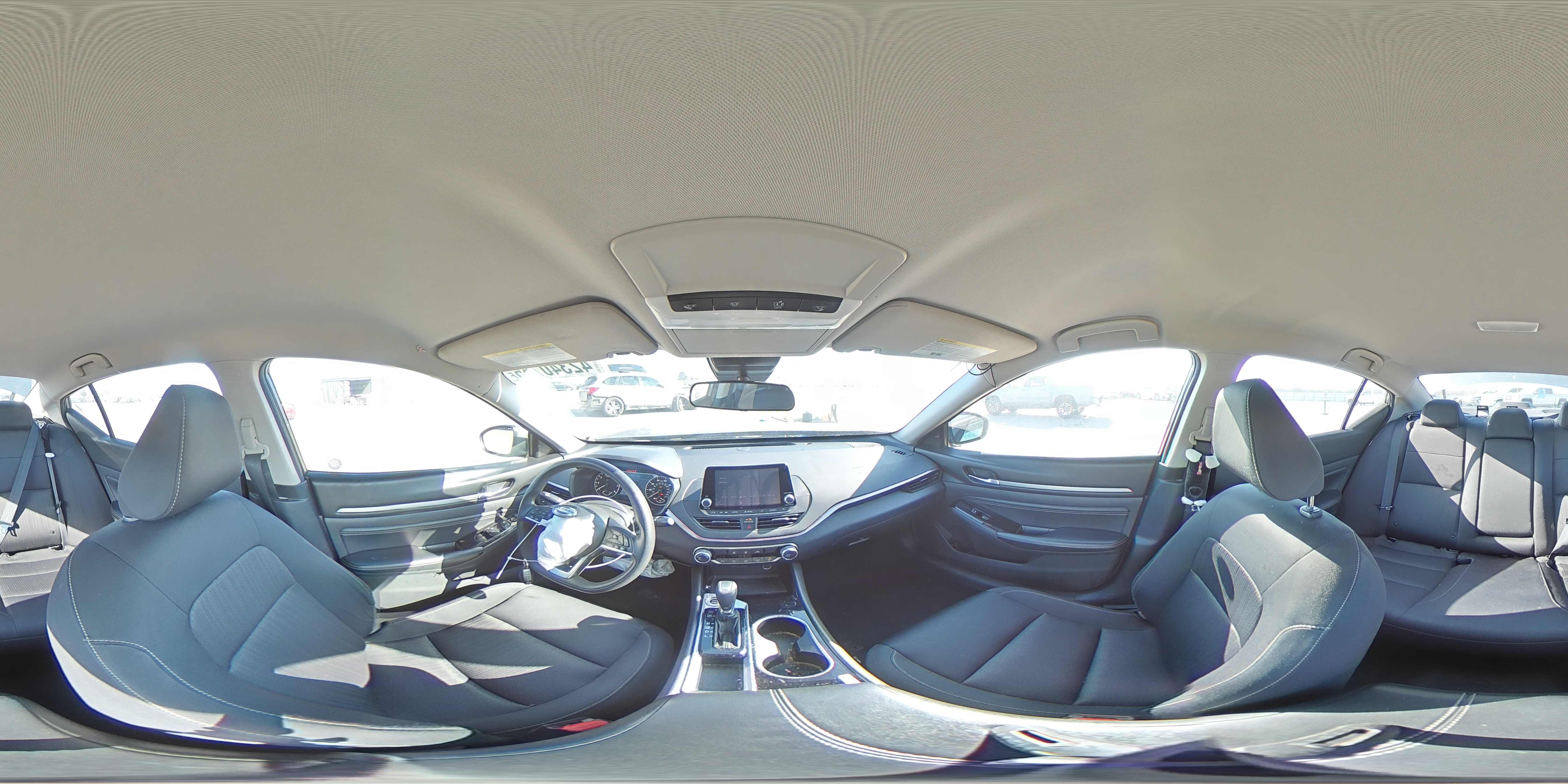 2021 Nissan Altima - Image 13