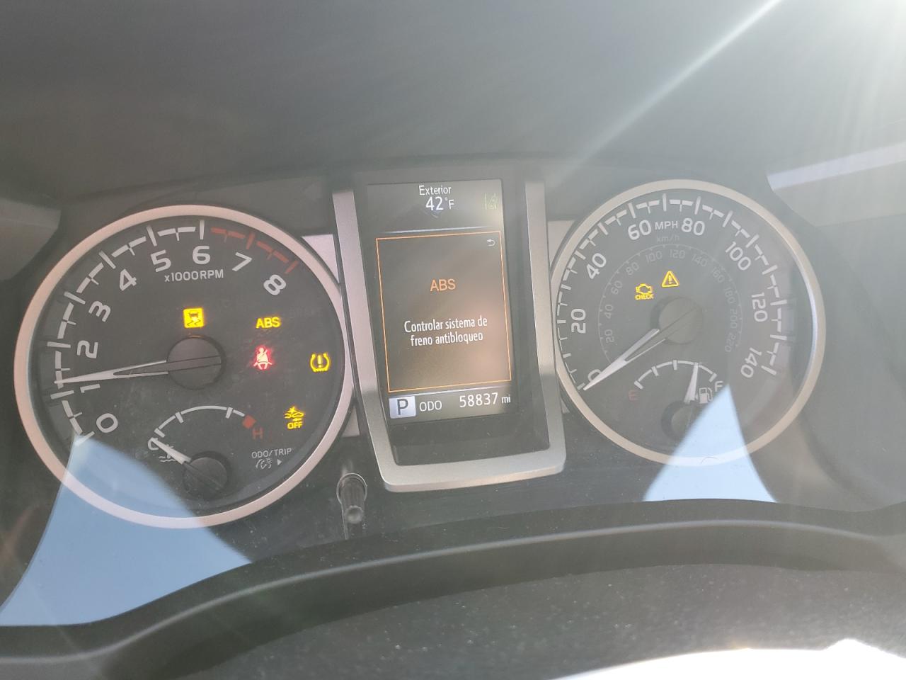 2021 Toyota Tacoma - Image 9