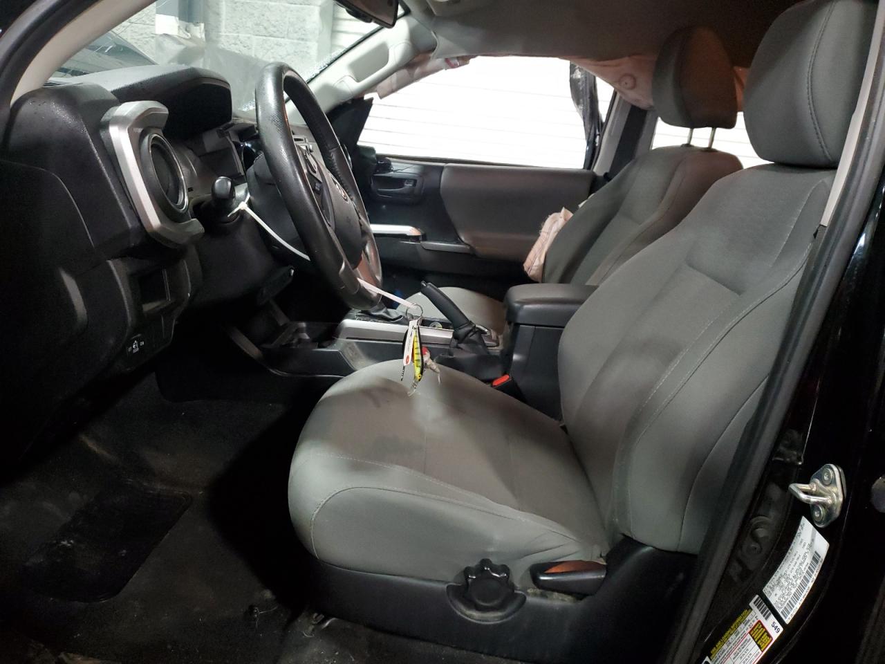 2017 Toyota Tacoma - Image 7