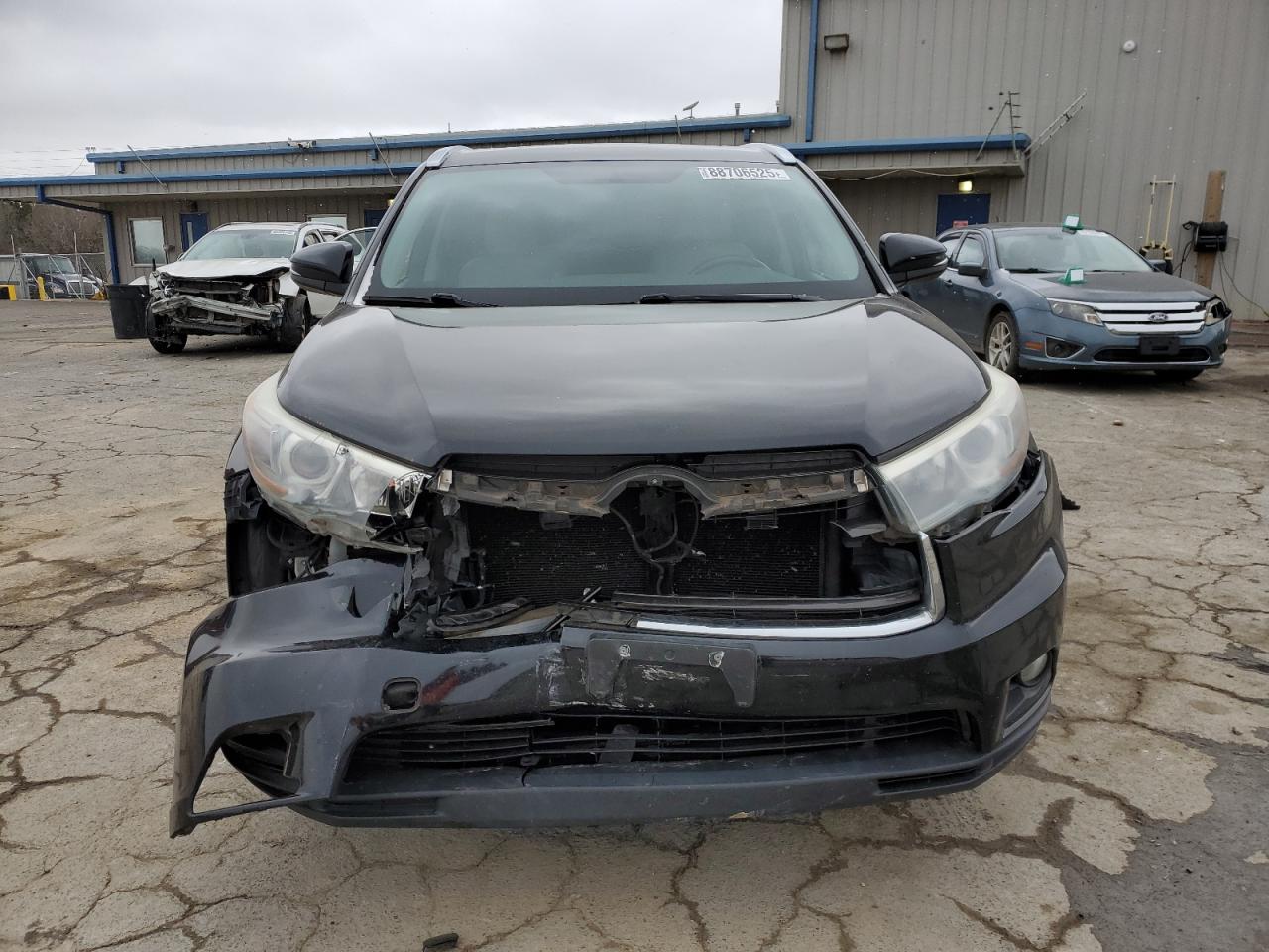 2015 Toyota Highlander - Image 5