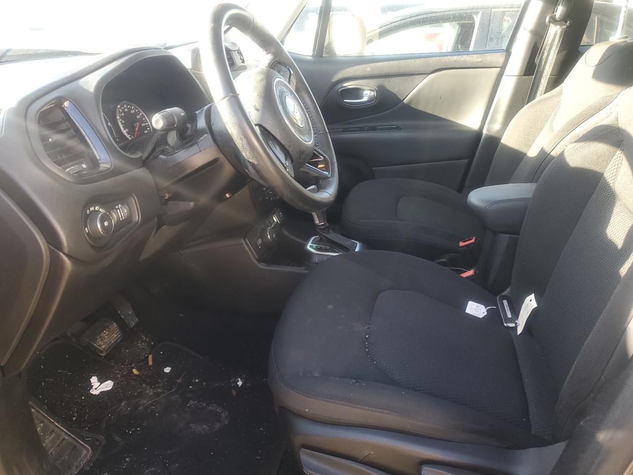 2018 Jeep Renegade - Image 7