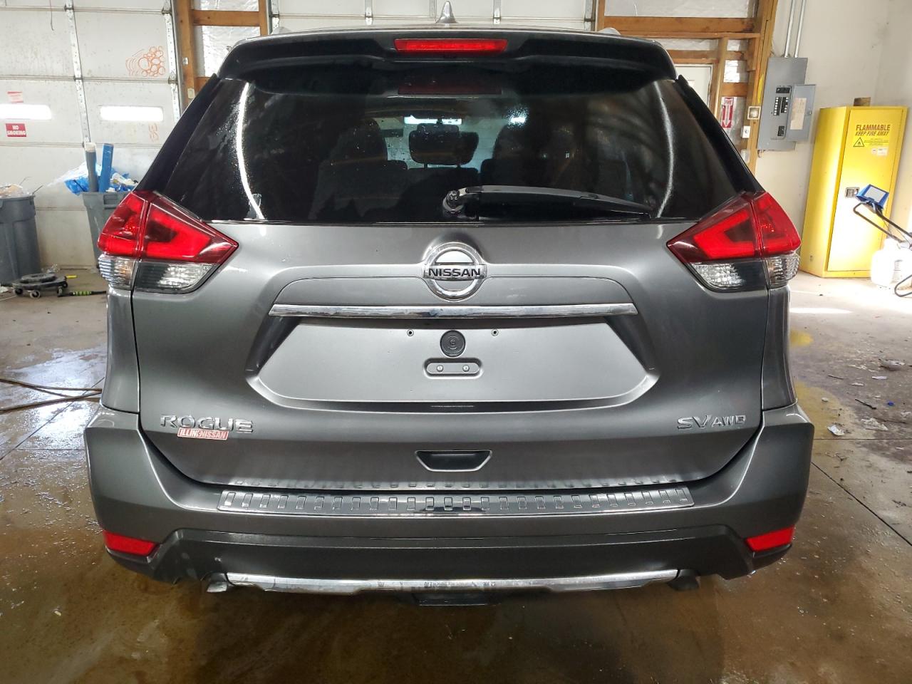 2018 Nissan Rogue - Image 6