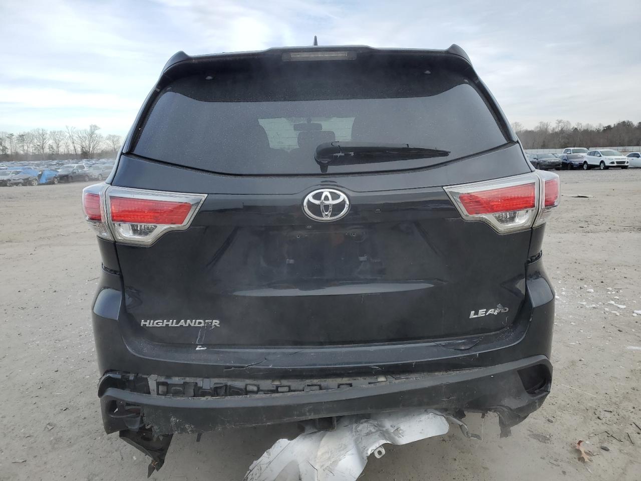 2014 Toyota Highlander - Image 6