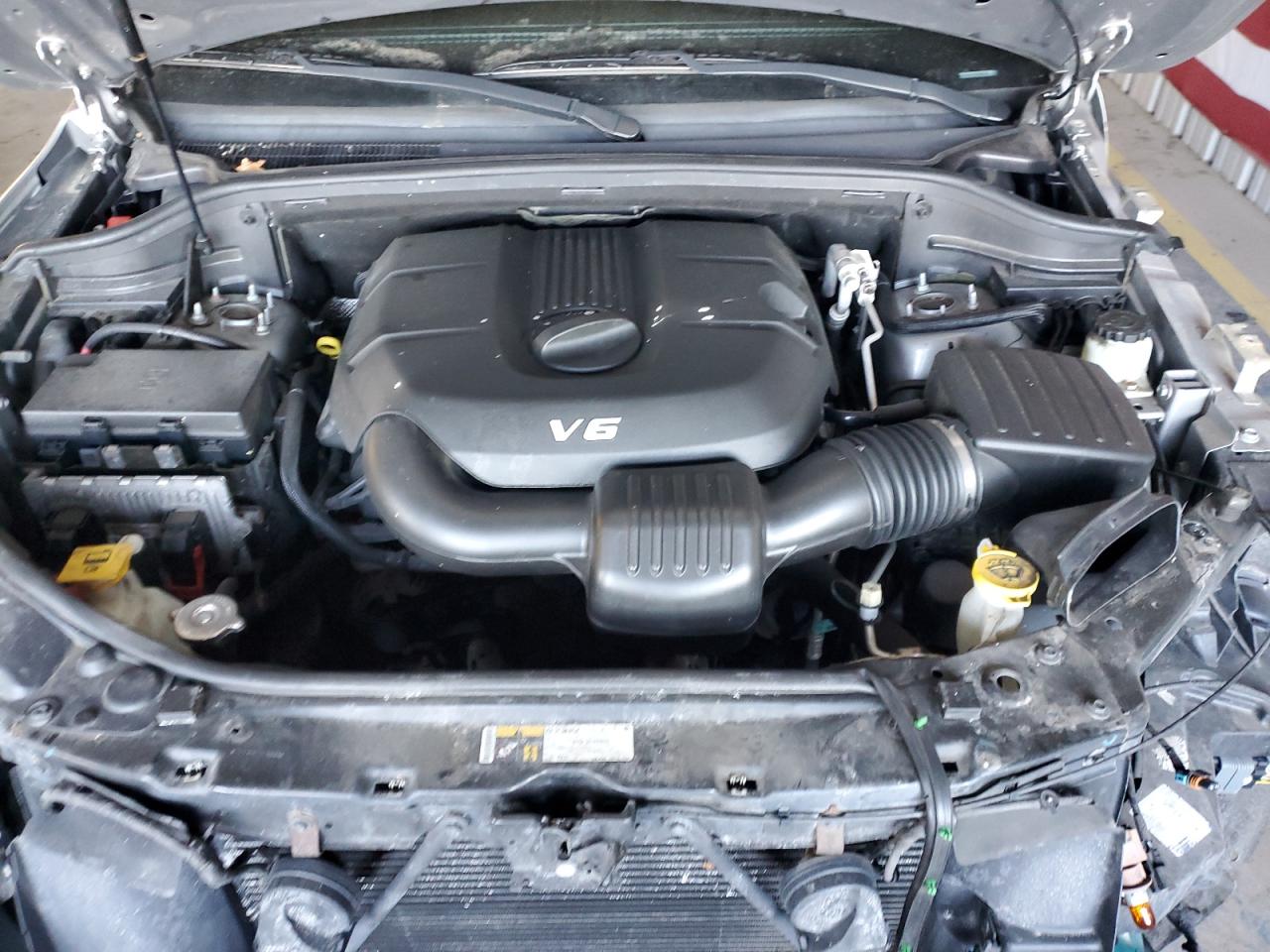 2015 Jeep Grand Cherokee - Image 12