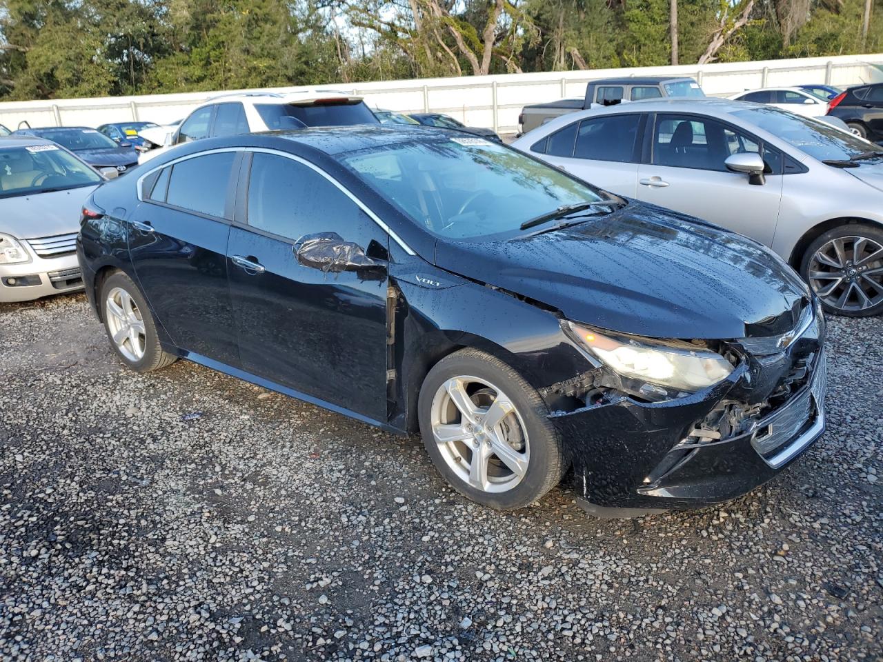 VIN 1G1RA6S53HU190325 2017 CHEVROLET VOLT no.4