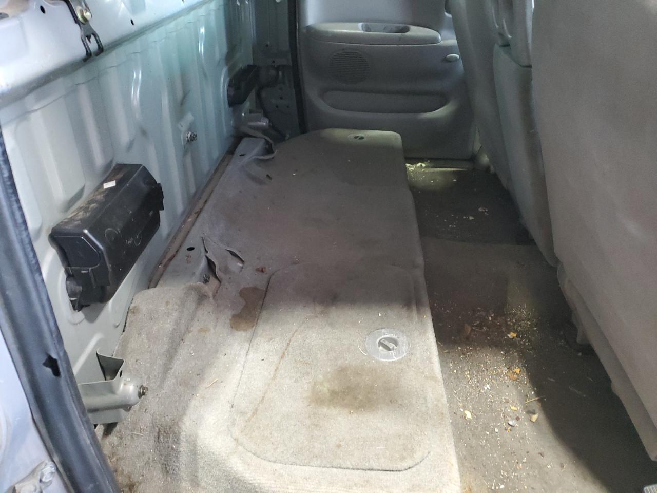 2001 Toyota Tundra - Image 10