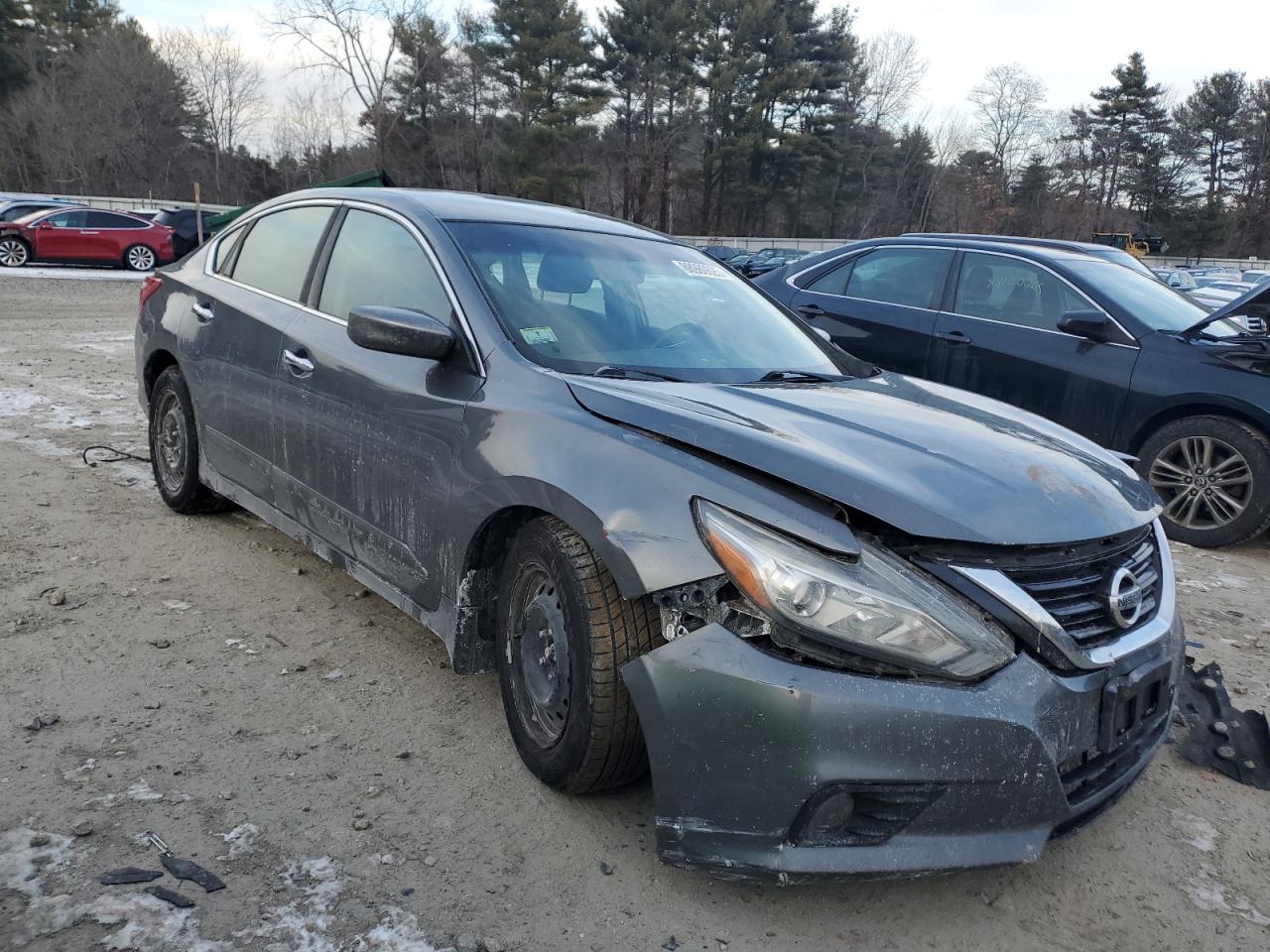 2016 Nissan Altima - Image 4