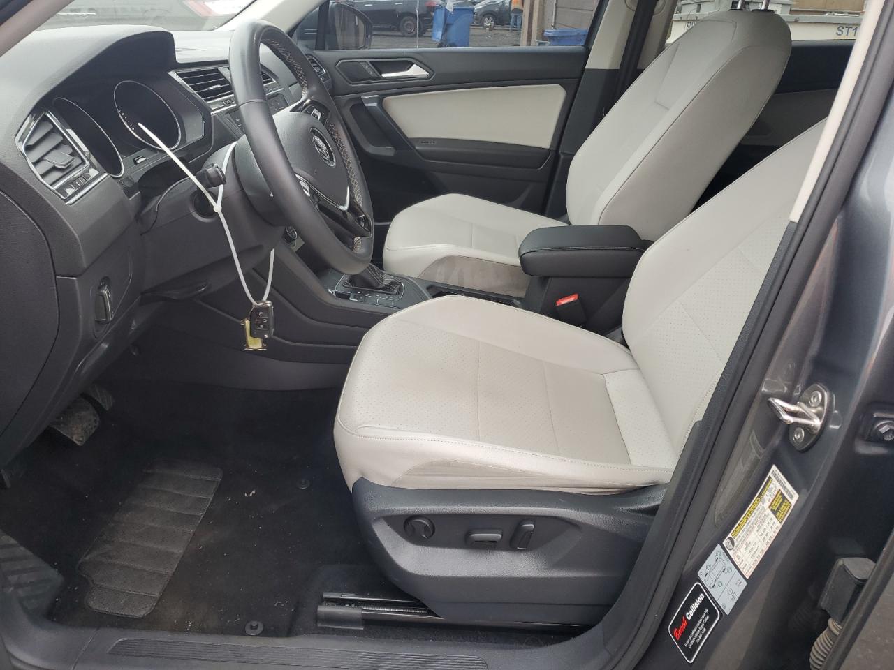 2021 Volkswagen Tiguan - Image 7