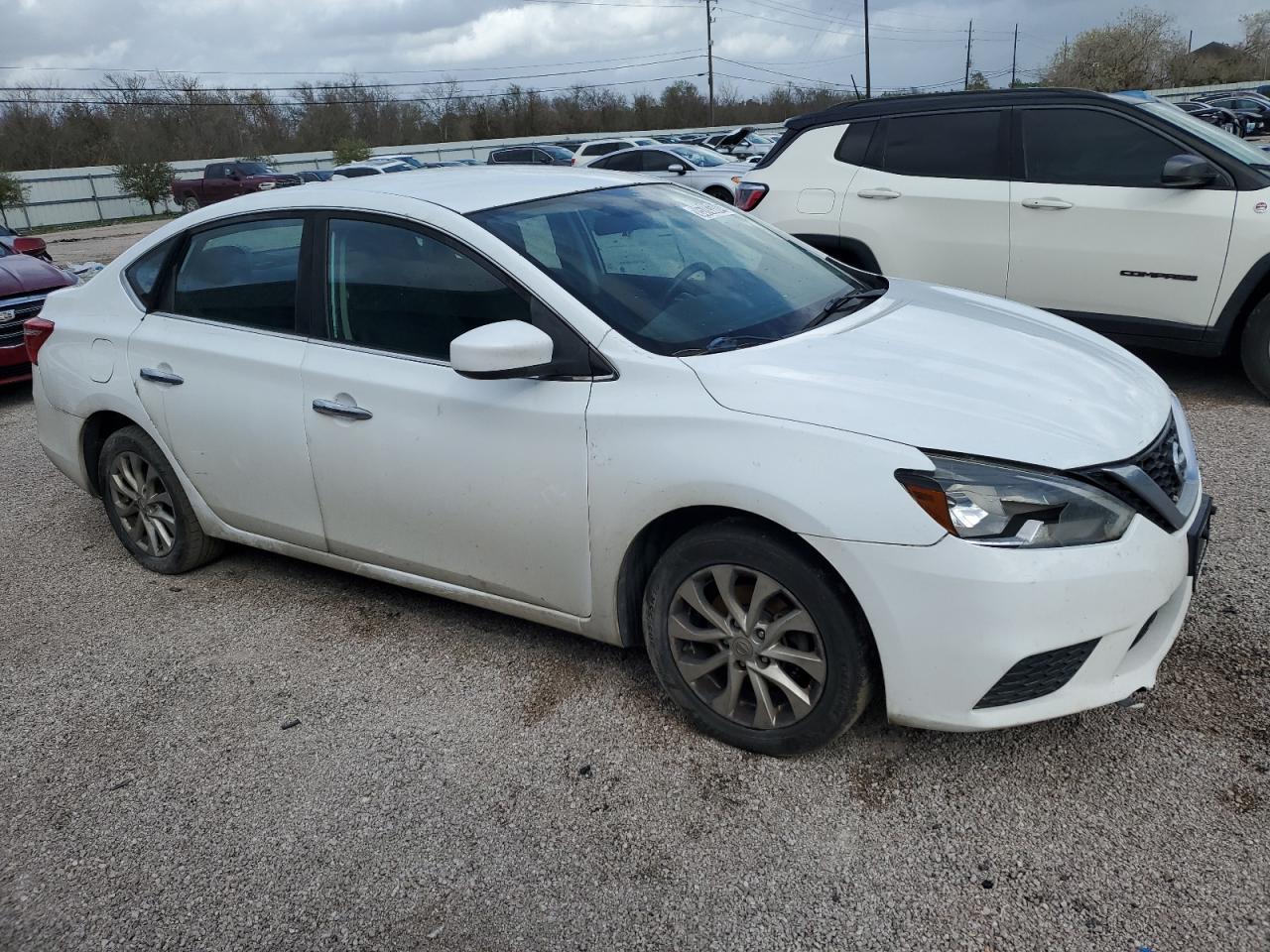 VIN 3N1AB7AP7JY252051 2018 NISSAN SENTRA no.4