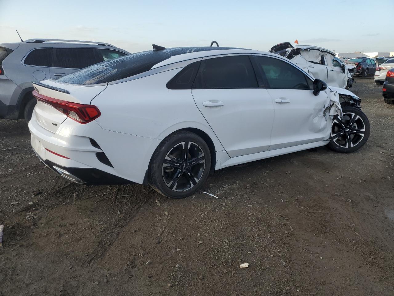 2021 Kia K5 - Image 3