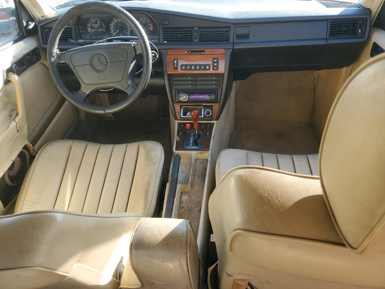 1993 Mercedes-Benz 190 E 2.6 VIN: WDBDA29D3PG070284 Lot: 87027414