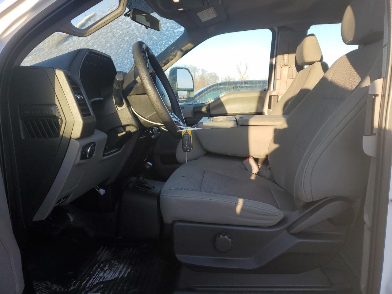 2017 Ford F350 Super Duty VIN: 1FT8X3B69HED38805 Lot: 41988235