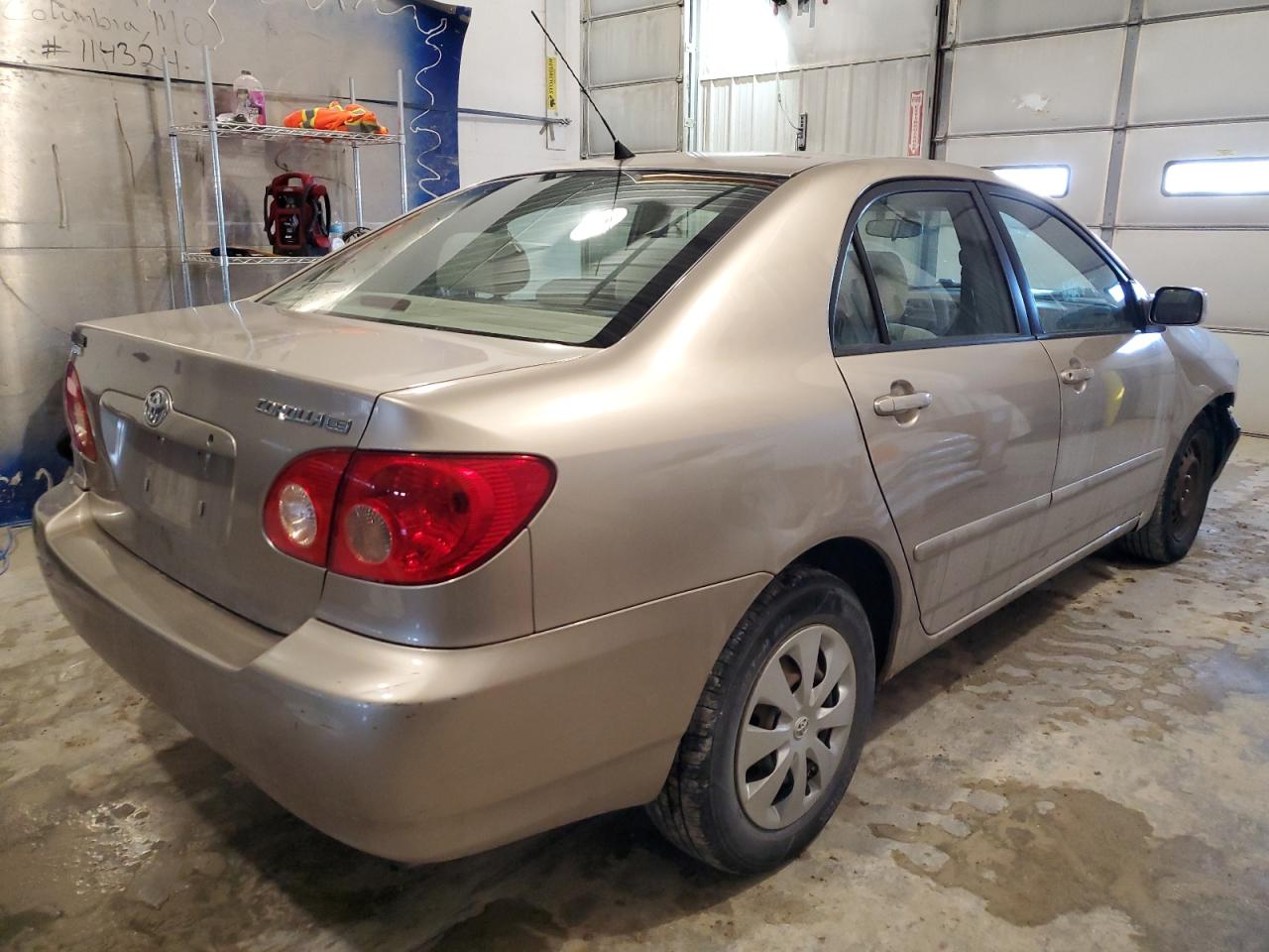 2005 Toyota Corolla - Image 3