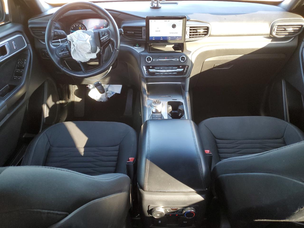 2020 Ford Explorer - Image 8