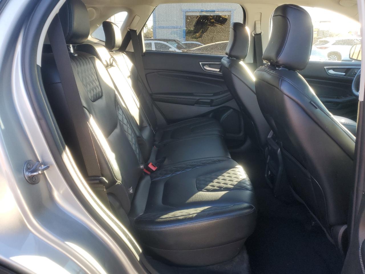 2023 Ford Edge - Image 11