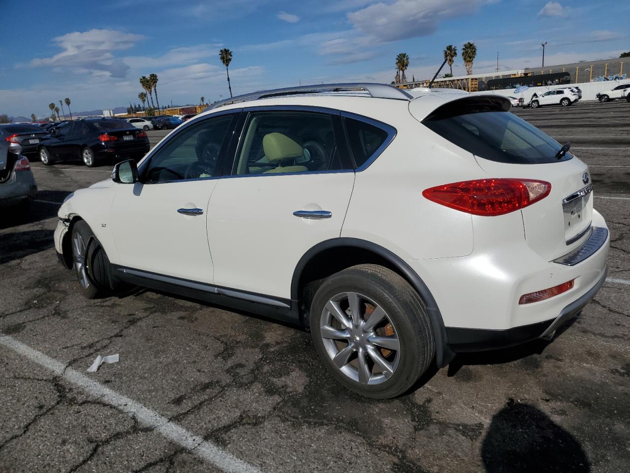 2017 Infiniti QX50 - Image 2