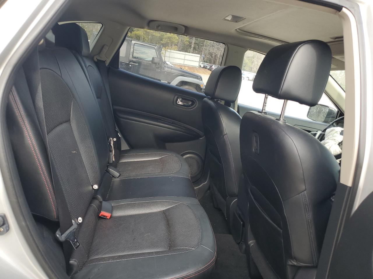 2013 Nissan Rogue - Image 12