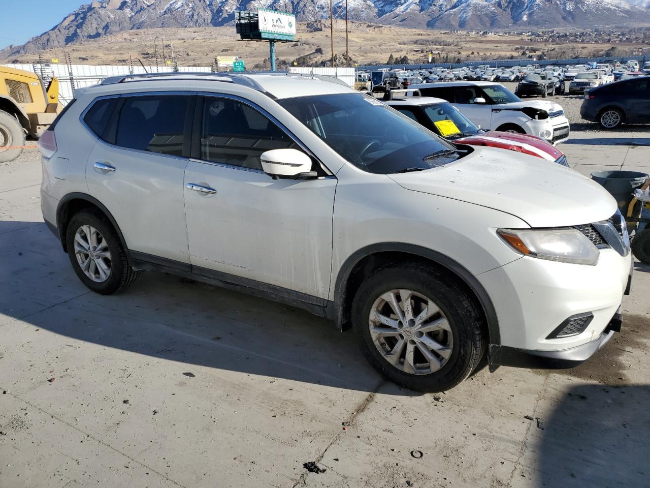 2016 Nissan Rogue - Image 4