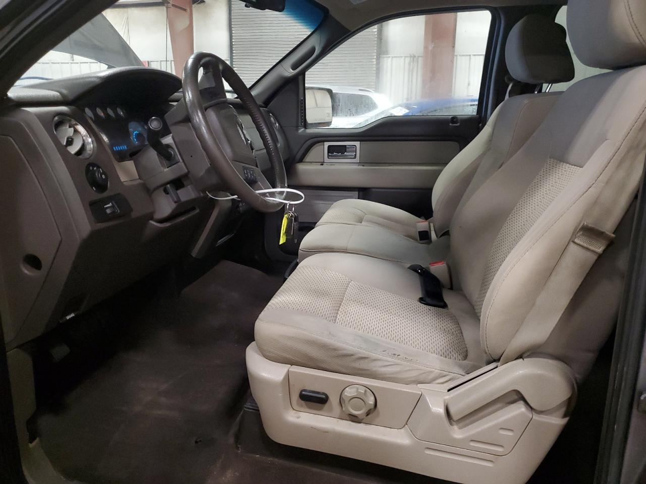 2010 Ford F-150 - Image 7