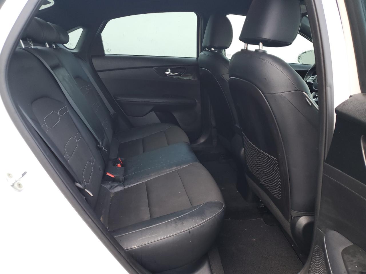 2021 Kia Forte - Image 10