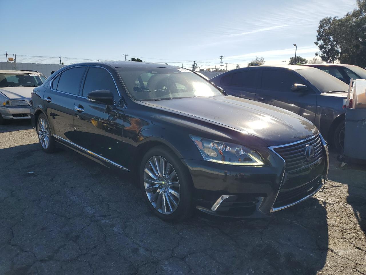 2013 Lexus LS - Image 4