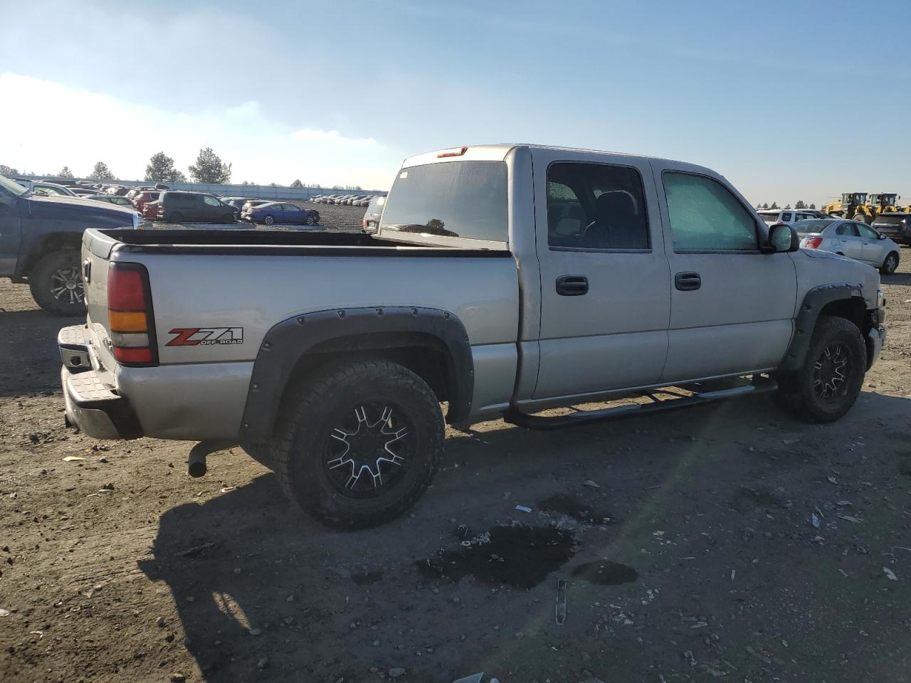 2006 GMC Sierra - Image 3