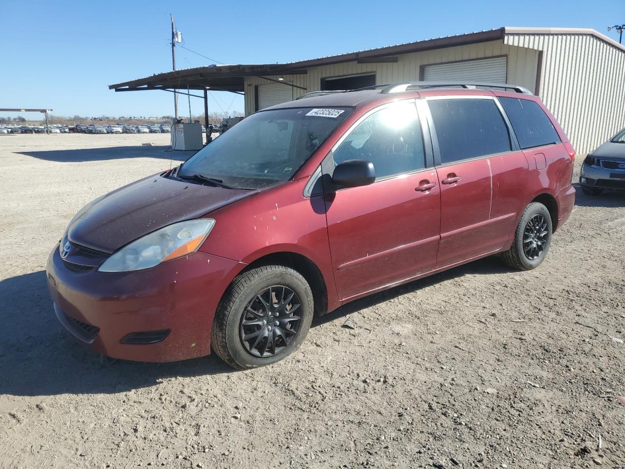 2009 Toyota Sienna - Image 1