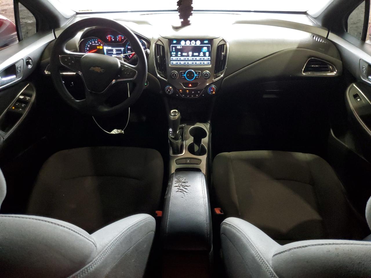 2017 Chevrolet Cruze - Image 8