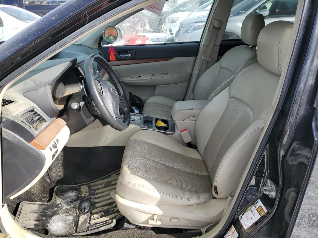 2013 Subaru Outback - Image 7